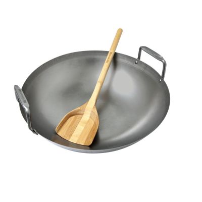 Wok pour gril avec spatule en bambou